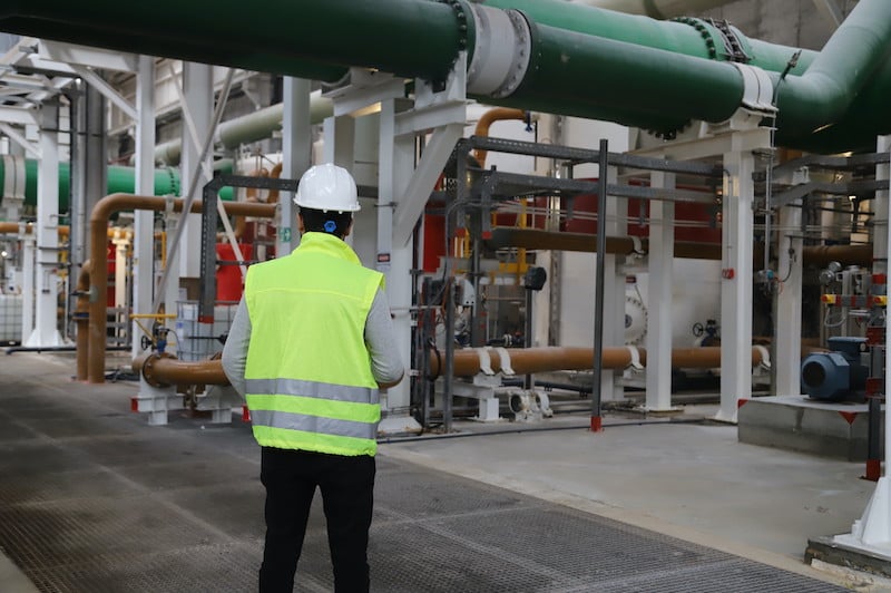 إنجاز أكبر محطة لتحلية مياه البحر