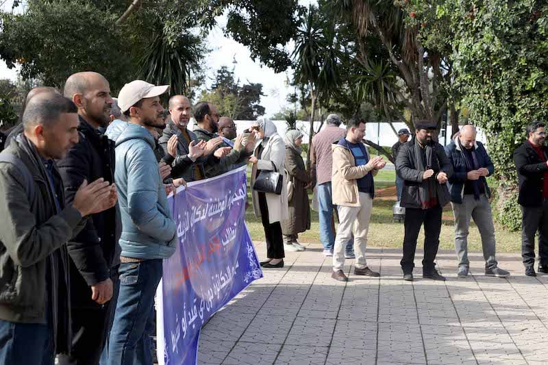 النقابات تصعد الاحتجاج على تعثر وزارة التربية في ملف “دكاترة التعليم”