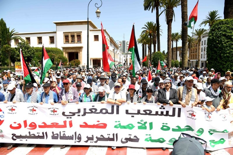 مسيرة حاشدة بالرباط تندد بحرب الإبادة في غزة وترفض التصعيد ضد إيران