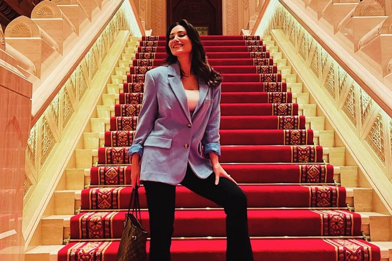 طاهرة تعود بأغنية مصرية بعد غياب