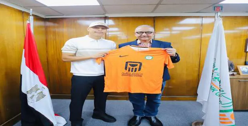 رسميا.. البنك الأهلي يتعاقد مع عمرو الجزار لمدة 3 مواسم