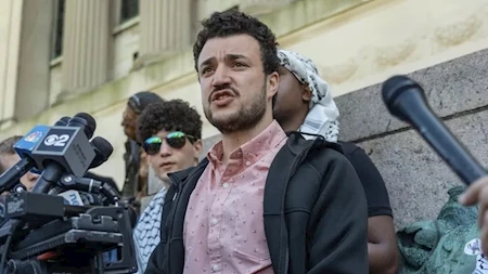 ناشط مؤيد للفلسطينيين يطالب إدارة ترامب بـ20 مليون دولار تعويضا عن احتجازه