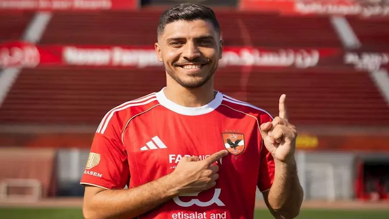 “الأهلي هو جنة كرة القدم”.. محمد شريف يعلق على عودته للقلعة الحمراء