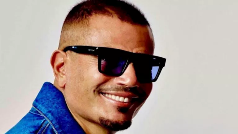 بعد طرح ألبوم “ابتدينا”.. عمرو دياب يحيي حفلًا غنائيًا ضخمًا في الرياض