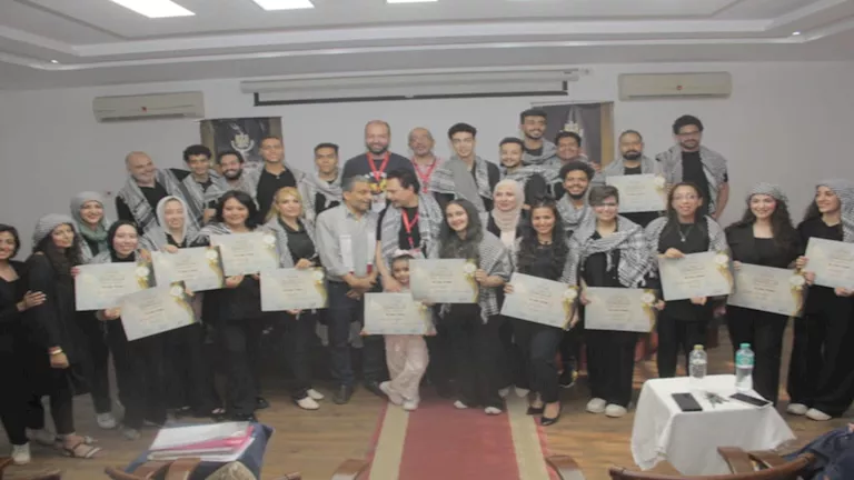 محمد رياض يشهد ختام ورشة الإلقاء بـ”القومي للمسرح” (صور)