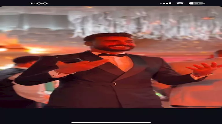 حارس الزمالك الأسبق يحتفل بزفافه للمرة الثانية