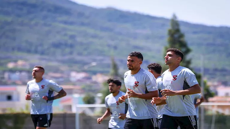 لحظة بلحظة.. الأهلي 0 – 0 الملعب التونس (فيديو)