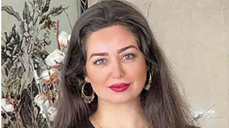 “الأسود يليق بك”.. هبة مجدي تخطف الأنظار بإطلالة أنيقة في أحدث جلسة تص