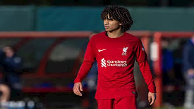 منتخب مصر للشباب يضم ثلاثي ليفربول وأرسنال وأوكسير