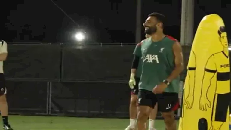 “هدفان غير معتادين”.. محمد صلاح يخطف الأنظار قبل مباراة يوكوهاما