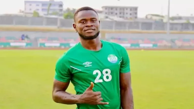 الصفاقسي التونسي يقرر فسخ عقد لاعبه بعد أول تمرين.. ما القصة؟