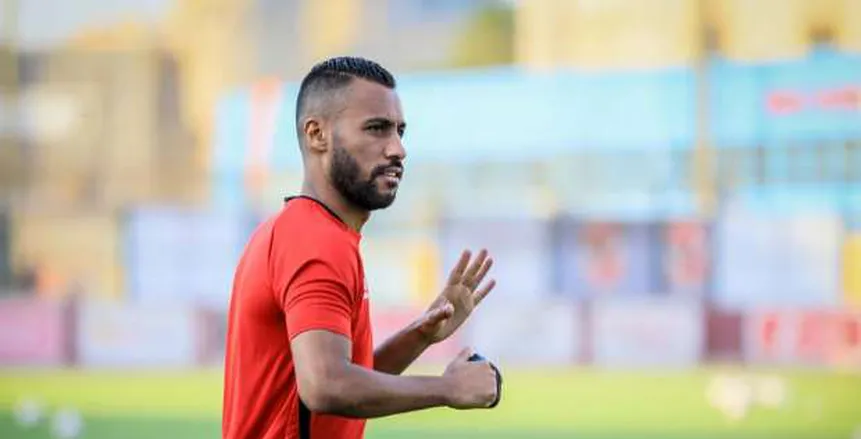 حسام عاشور يكشف مفاجأة في «أوضة لبس» الأهلي: لازم الإدارة تتدخل