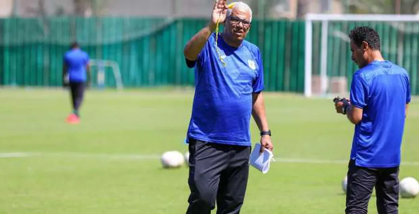 موعد ومكان جنازة ميمي عبد الرازق مدرب المصري السابق