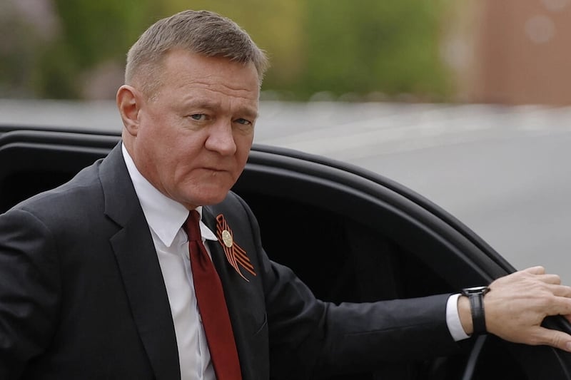 “وزير مقال” يفارق الحياة في روسيا