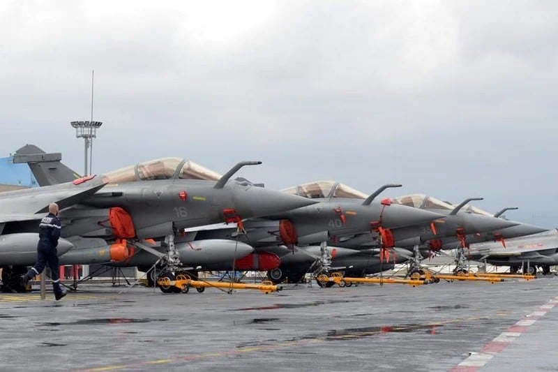 الجيش الفرنسي يتهم الصين بشن حملة تضليل ضد مقاتلة “رافال”