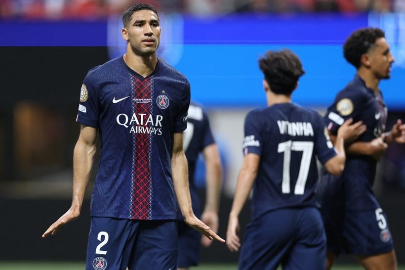 حكيمي وبونو في تشكيلة الموندياليتو