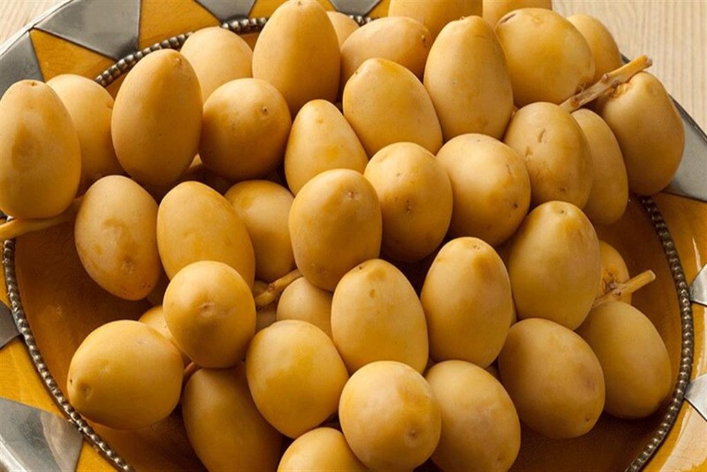 هذا ما يفعله تناول البلح الأصفر بالكوليسترول