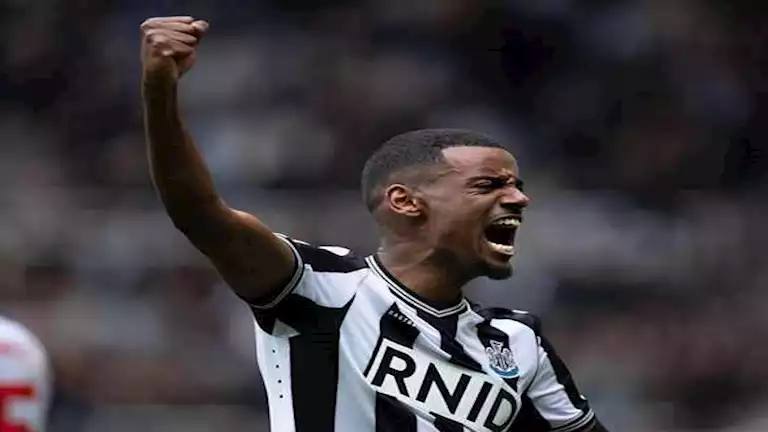 إيزاك يصدم نيوكاسل بعد رفض رحيله لليفربول
