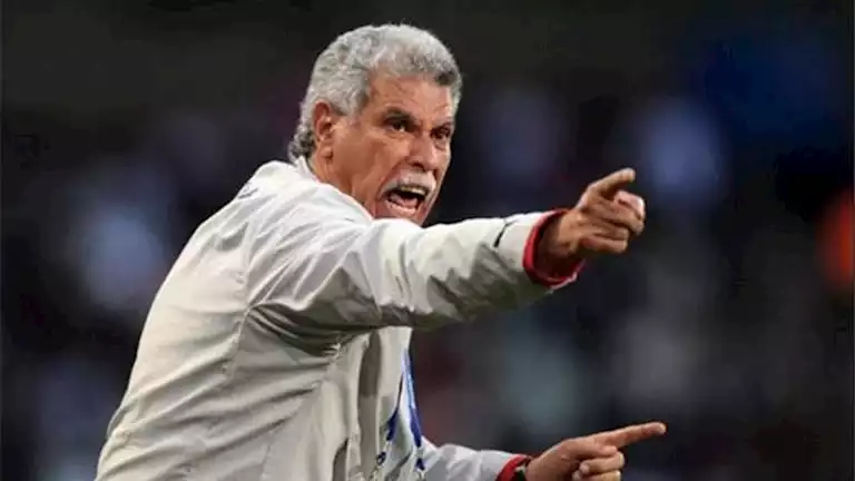 15 صورة وأبرز المعلومات عن عائلة حسن شحاتة