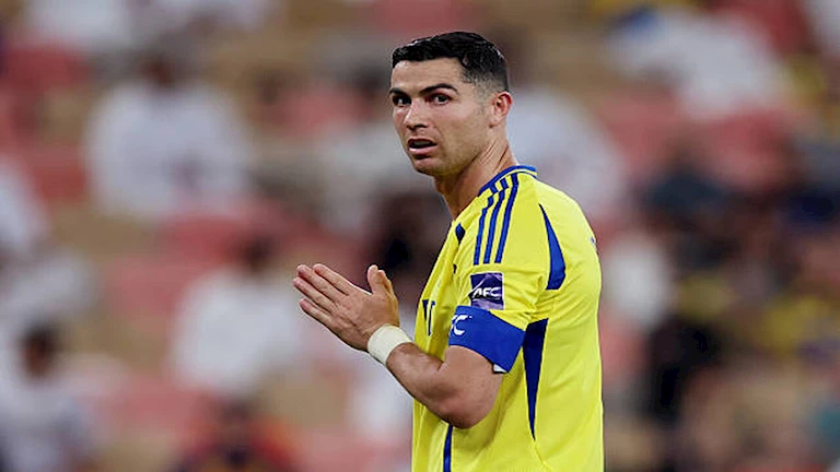 هل يستثمر كريستيانو رونالدو في الزمالك؟.. رد حاسم