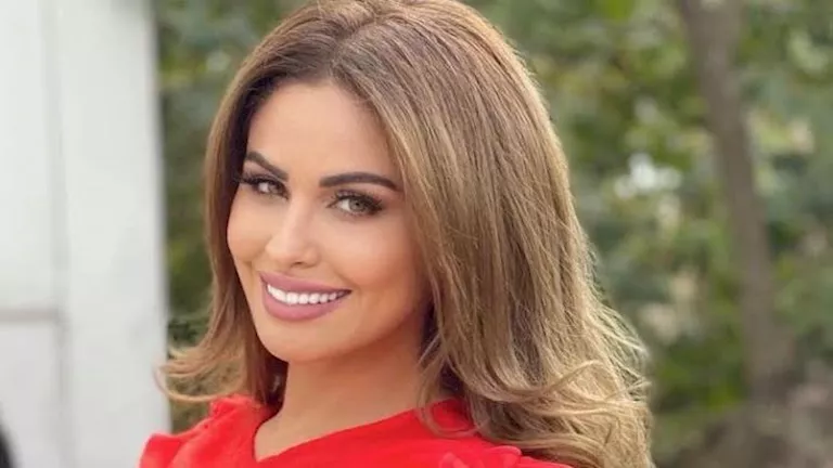 “بفستان جريء”.. أحدث ظهور لـ مي سليم في الساحل (صور)