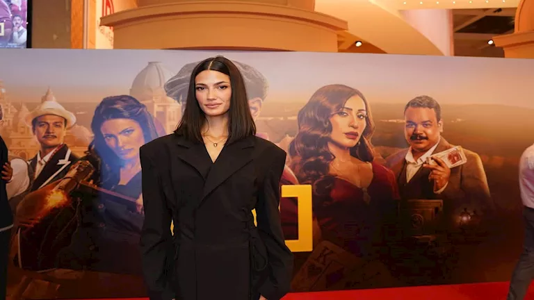 تارا عماد تنشر صورا جديدة من العرض الخاص لفيلم “درويش”