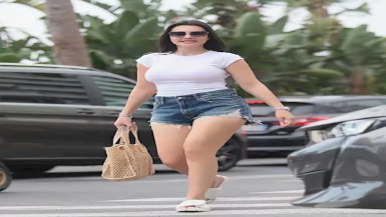 بينهن “نرمين الفقي ودينا فؤاد”.. 12 صورة لـ نجمات تألقن بالـ”هوت شورت”