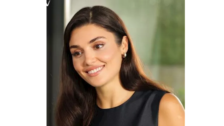 النجمة التركية هاندا أرتشيل تتصدر التريند لهذا السبب