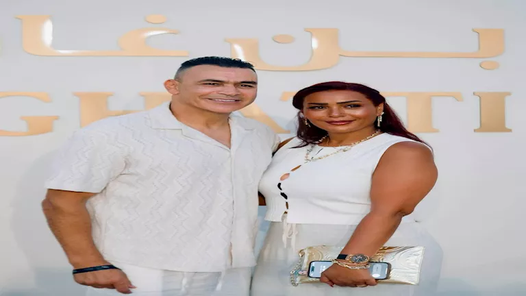 4 صور رومانسية لعصام الحضري وزوجته