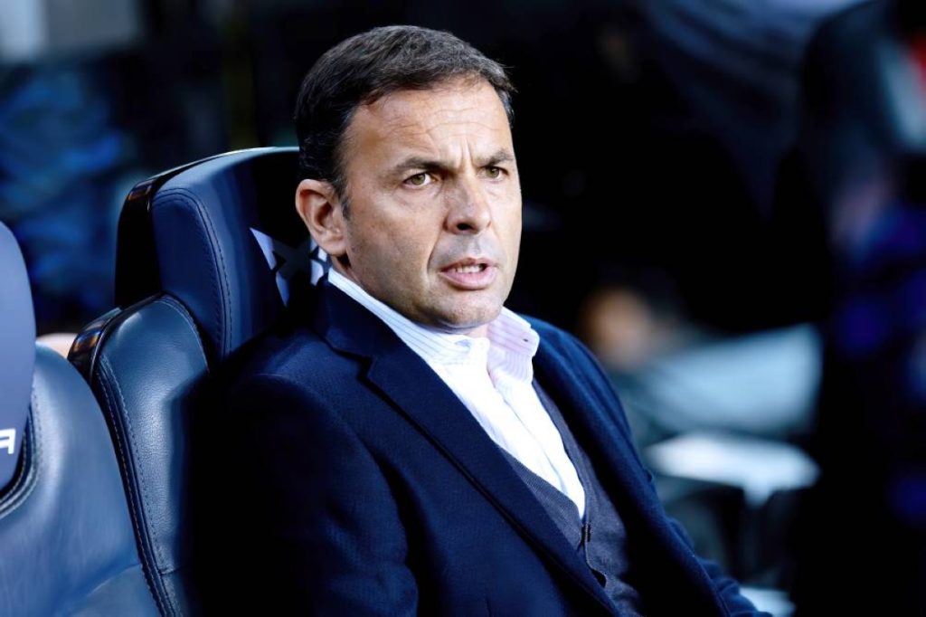 من أول المغادرين؟