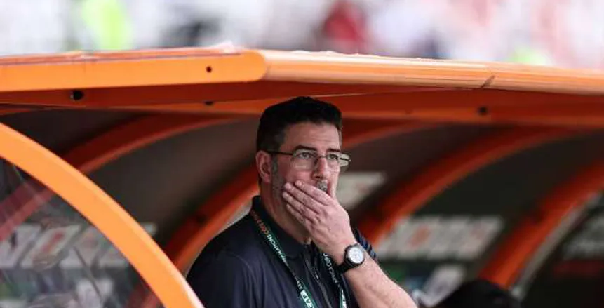 سبب مفاجئ وراء رفض سيد عبدالحفيظ استكمال مفاوضات فيتوريا لتدريب الأهلي