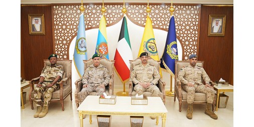 رئيس الأركان بحث دعم العمل العسكري مع قائد القيادة الموحدة لمجلس التعاون