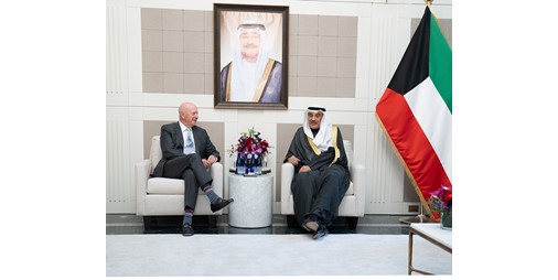 ممثل الأمير رغبة سامية في تعزيز تواجد الشركات العالمية بالكويت والاستفادة من خبراتها في نقل المعرفة وتدريب الشباب