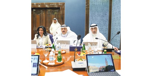 إجازة سنة براتب لمرافق المريض