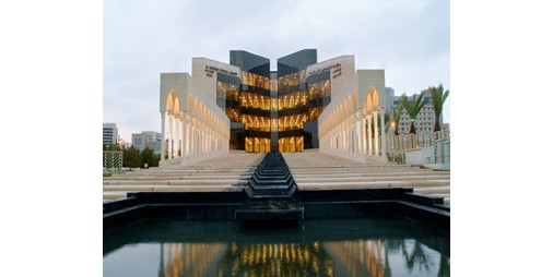 مكتبة البابطين تحتفي بيوم الكتاب العالمي بتقديم خصم بنسبة 50% على جميع مطبوعاتها وإصداراتها