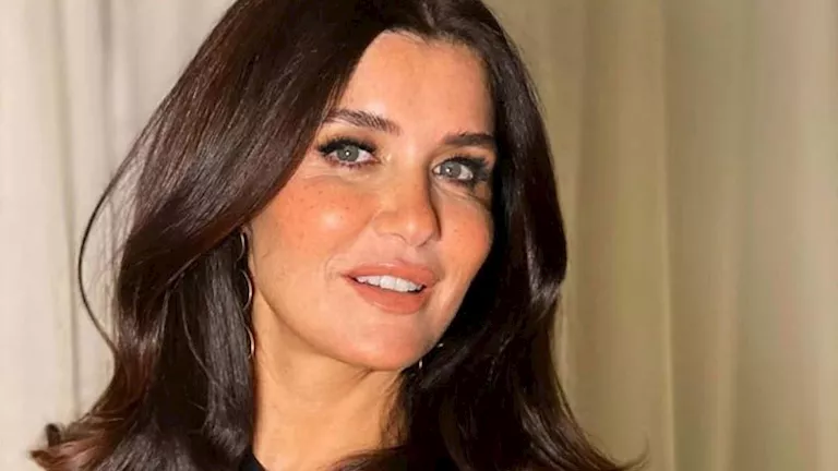 غادة عادل تتصدر التريند بسبب “فيها إيه يعني” و”عيلة دياب عالباب”