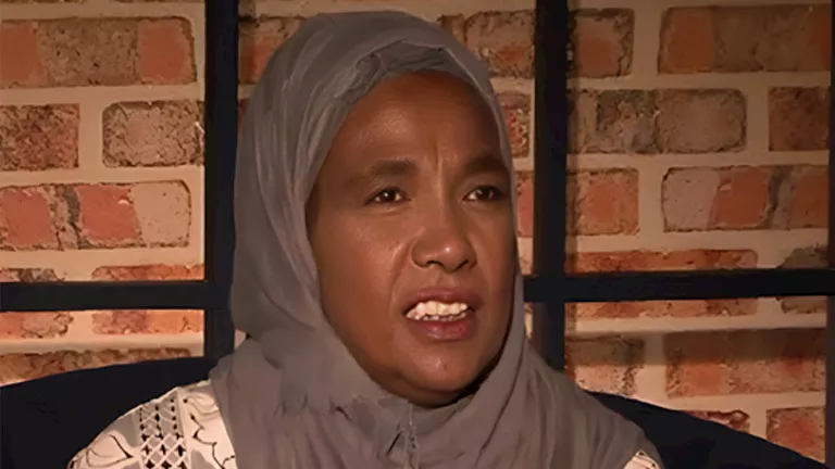 مستورة تعلن ارتدائها الحجاب: الواحد كبر ومش هنقعد نمشي بشعرنا