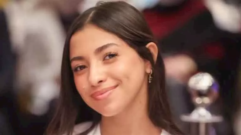 جيسيكا حسام بإطلالة جذابة.. كيف نسقت اللوك؟