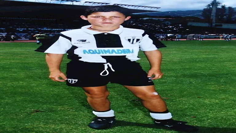 رحلة كريستيانو رونالدو.. من طفولة فقيرة في ماديرا إلى أسطورة عالمية