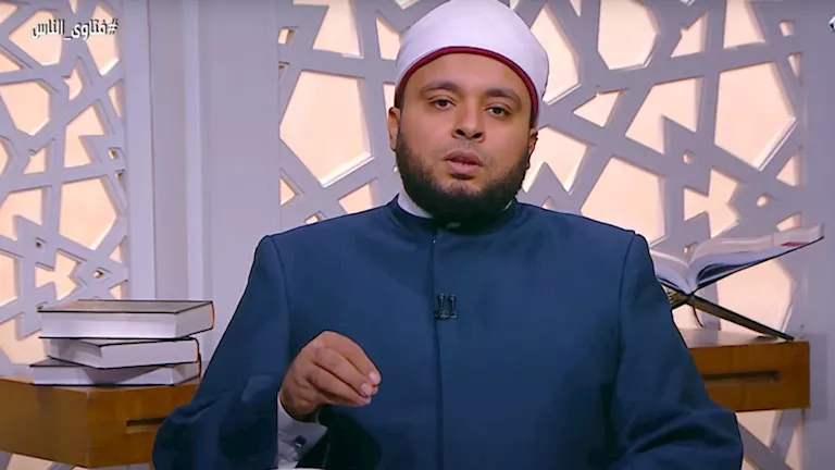 ما حكم الحلف “ورحمة النبي” وهل عليه كفارة؟.. أمين الفتوى يجيب (فيديو)