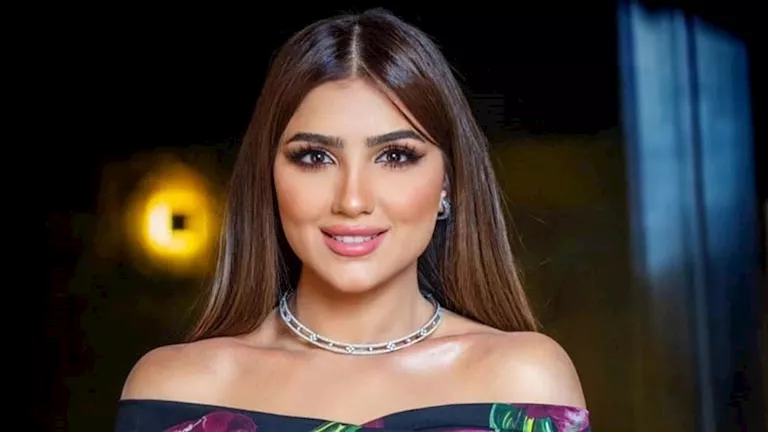 بـ”فستان جريء”.. أحدث ظهور لـ مي عمر في باريس والجمهور يعلق (صورة)