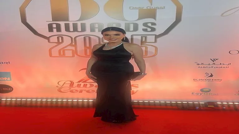 ملفتة ومكشوفة.. أجرأ إطلالات النجمات في حفل دير جيست 2025