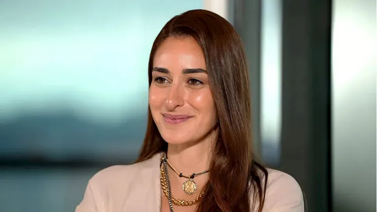 بالفوشيا.. أمينة خليل بإطلالة جريئة في أحدث ظهور لها