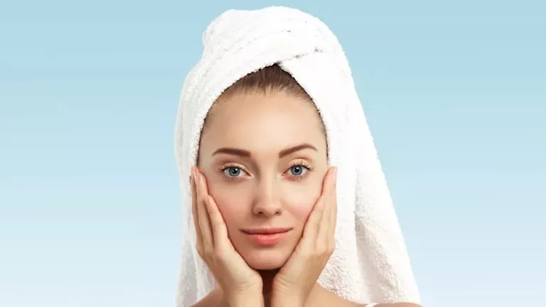 مع دخول الخريف.. كيف تهتم برطوبة بشرتك لتجنب الجفاف