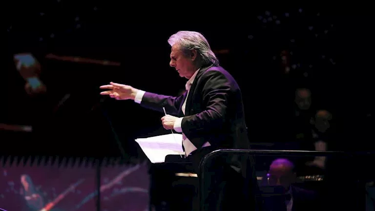 زوجة المايسترو سليم سحاب تكشف تطورات حالته بعد تعرضه لوعكة صحية