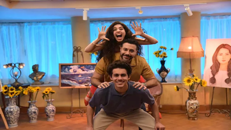 وضع اللمسات الأخيرة على “ولنا في الخيال.. حب؟” قبل طرحه بدور العرض