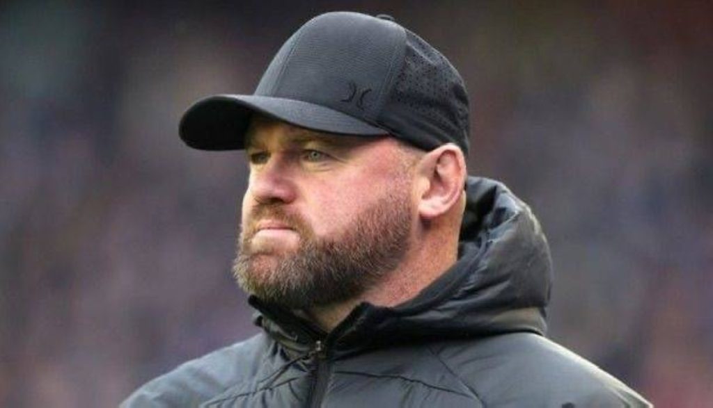 أسطورة مانشستر يونايتد: مدربنا لن يغيّر الأمور للأفضل