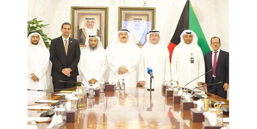 العوضي يوقع مذكرة تفاهم بين معهد الكويت للاختصاصات الطبية ومستشفى الأحمدي