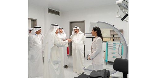 أحمد العبدالله والوزراء يتفقدون مشروع مركز الكويت لمكافحة السرطان الجديد بمنطقة الصباح الصحية