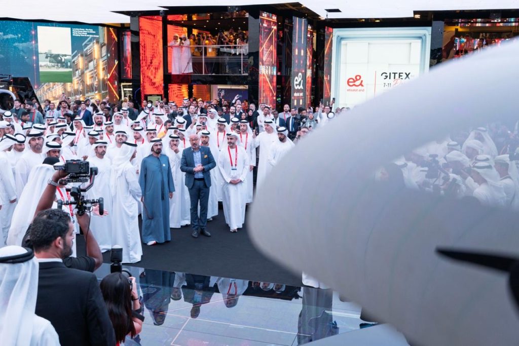 فخور بوطني الذي استطاع أن يجمع العالم في “جايتكس”